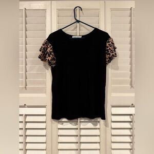 Southern Grace Black & Cheetah Print Top Women’s Size Small